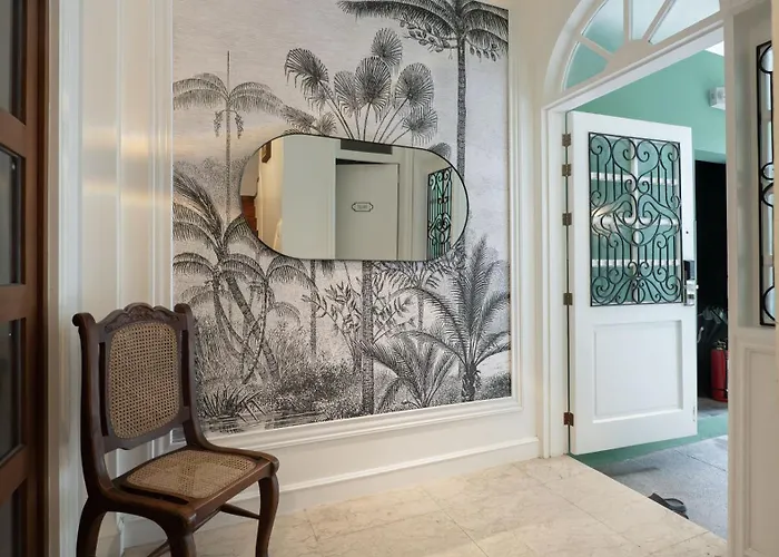 Miranamin Nest Lantana - Luxury In Unique Historic With Garden Access, Indoor Plunge Pool, Self-service Breakfast, Rooftop, Bathtub, Private Kitchen Manila