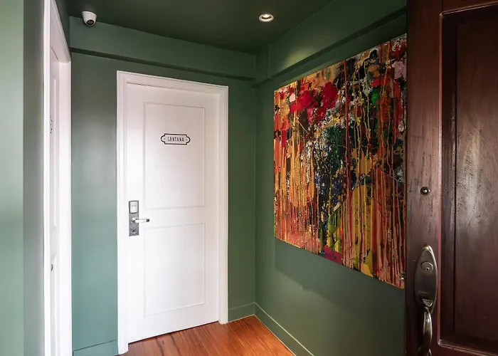 Miranamin Nest Lantana - Luxury In Unique Historic With Garden Access, Indoor Plunge Pool, Self-service Breakfast, Rooftop, Bathtub, Private Kitchen Manila
