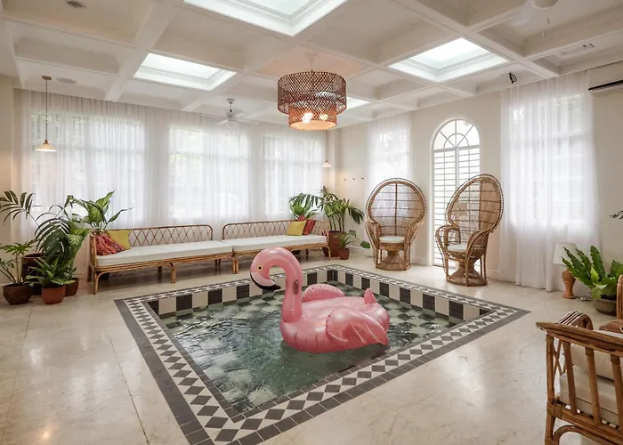 Miranamin Nest Lantana - Luxury In Unique Historic With Garden Access, Indoor Plunge Pool, Self-service Breakfast, Rooftop, Bathtub, Private Kitchen Apartment Manila