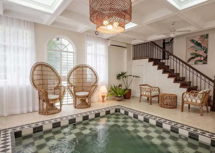 Miranamin Nest Lantana - Luxury In Unique Historic With Garden Access, Indoor Plunge Pool, Self-service Breakfast, Rooftop, Bathtub, Private Kitchen Apartment