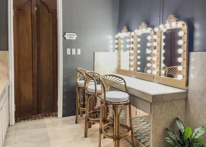Miranamin Nest Lantana - Luxury In Unique Historic With Garden Access, Indoor Plunge Pool, Self-service Breakfast, Rooftop, Bathtub, Private Kitchen *